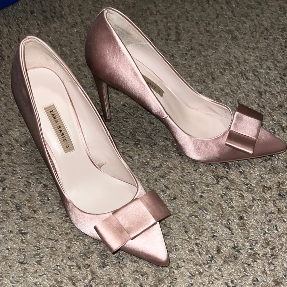 Zara Women's Pink Heels with Bow